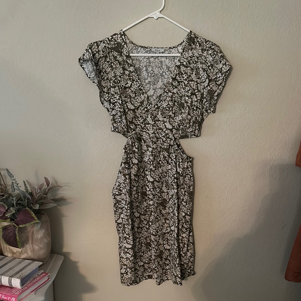 Floral Dark green and White Dress